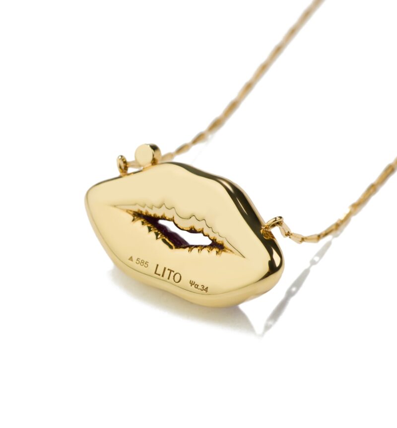 "Kiss me hard" small necklace - Image 5