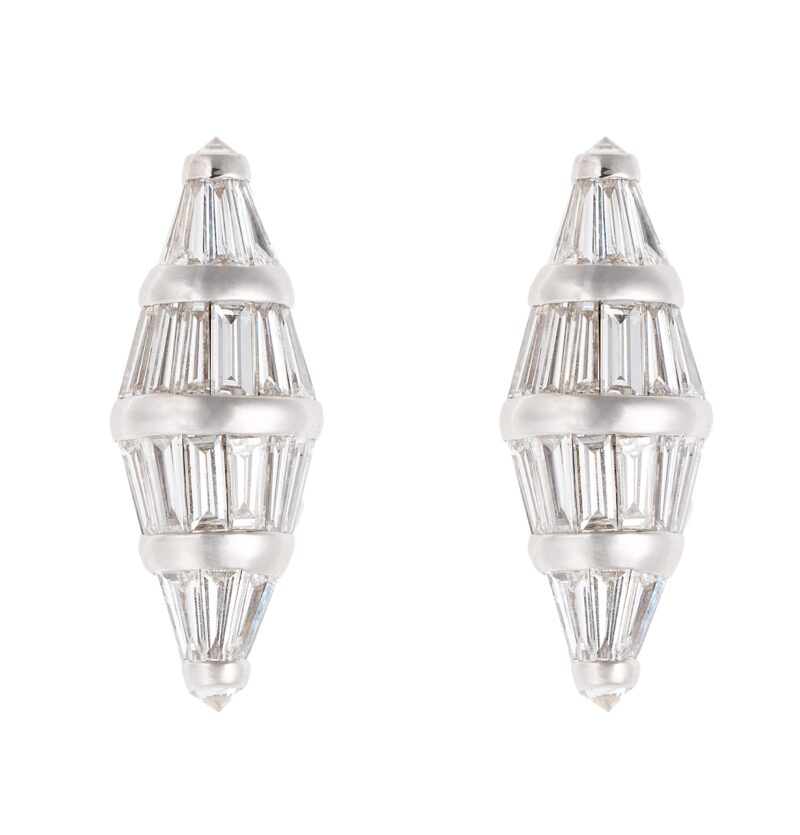 White diamonds earrings