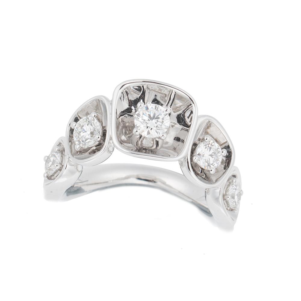 Look white gold ring