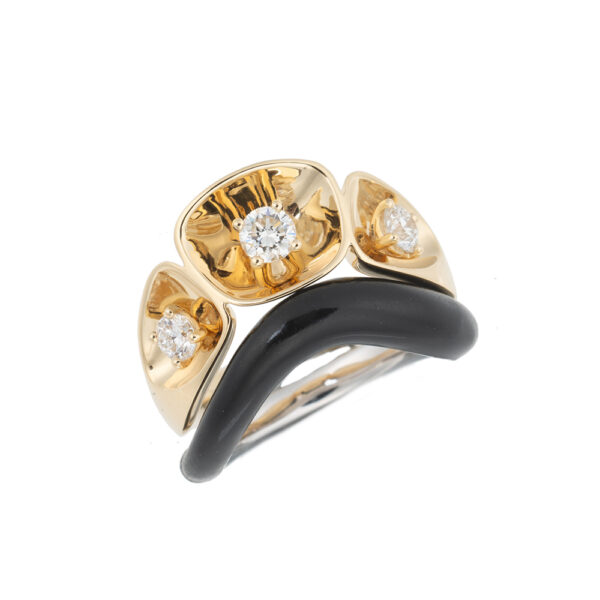 Look yellow gold ring